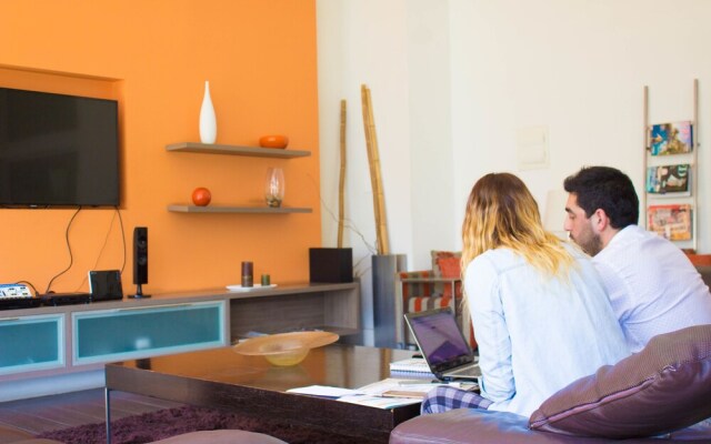 Carmelitas Studio
