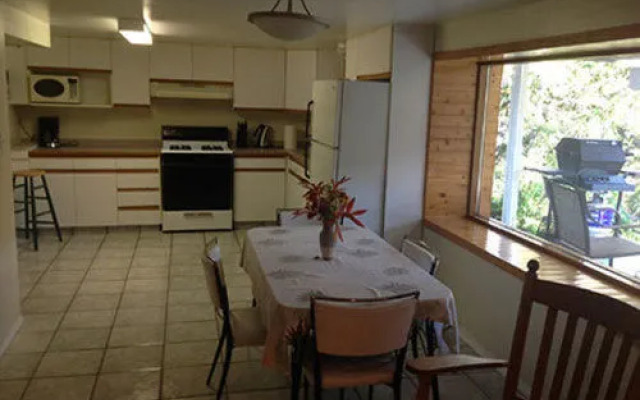 Riverside Adventures Guest House