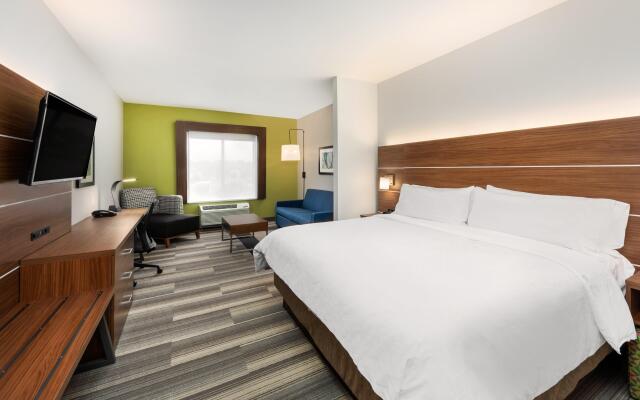 Holiday Inn Express & Suites St. Louis - Chesterfield by IHG