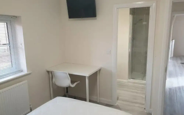 3 En-suite Bed Luxury Accommodation,Nr Warwick Uni