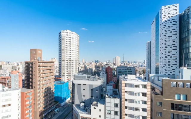 E Higashi Shinjuku