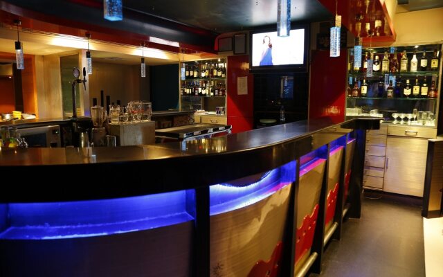 Fabhotel Prime Chennai Deluxe