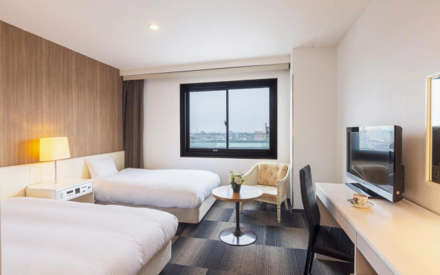 City Hotel Airport in Prince