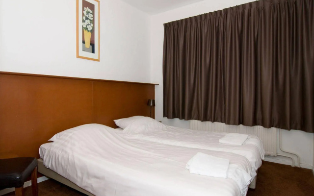 Hotel Café Restaurant Abina