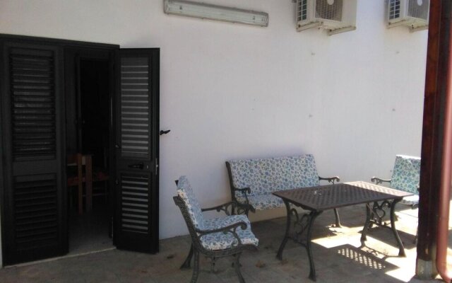 House With 2 Bedrooms In Sternatia With Enclosed Garden 20 Km From The Beach