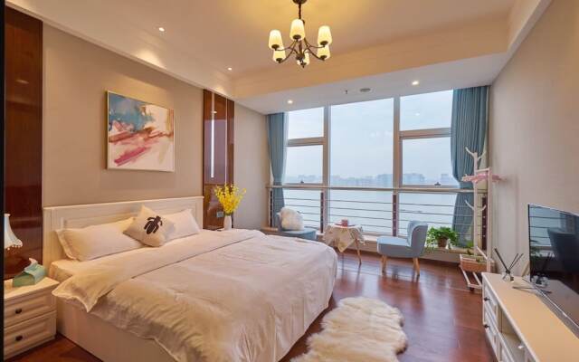 Riverside Apartments