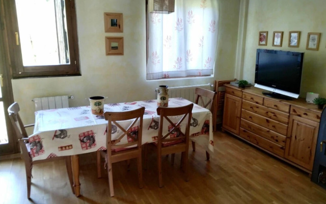 Chalet centro de escarrilla casa 7