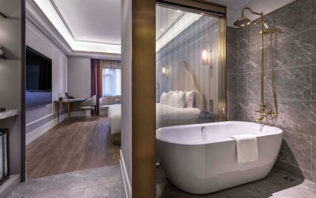 Mercure Shanghai Jiuting