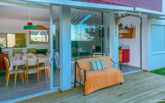 C12 - Sunshine Luz House by Dreamalgarve