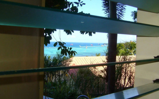Sunrise Palais Boracay
