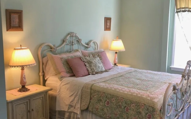 The Carriage House B&B