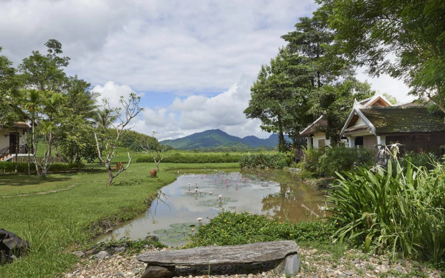Santi Resort & Spa