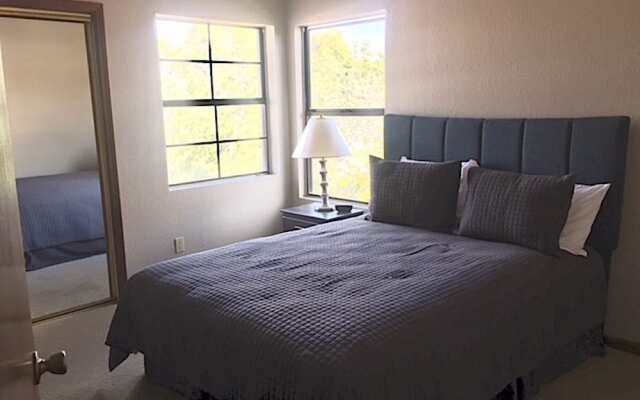 Grandview Getaway 4 BR by Casago
