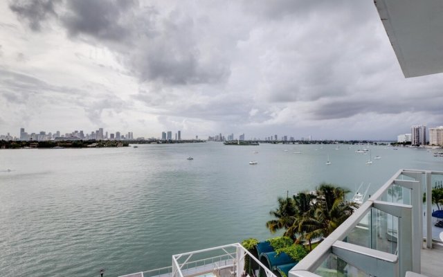 Miami World Rental - Mondrian 1126