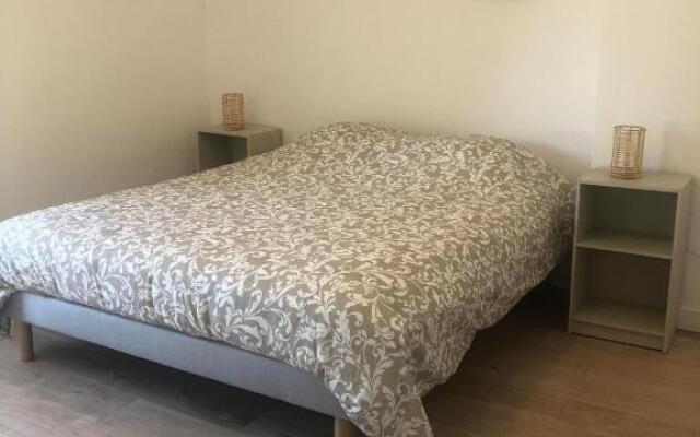 Naïa, F3 avec extérieur et parking