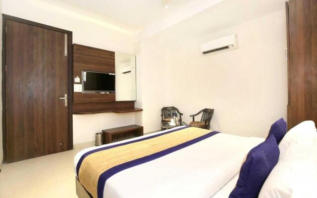 Super OYO Flagship Hotel Grand Star