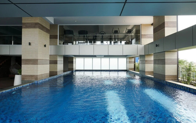 2Br Spacious Loft Apartment At Maqna Residence