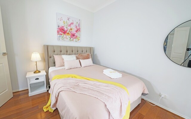 Hallam 5BRM Rental Entire House