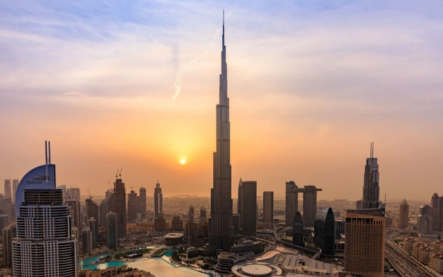 Burj Khalifa Vw  Prvt Pool in Dubai