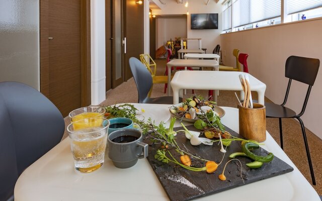 plat hostel keikyu kamakura wave