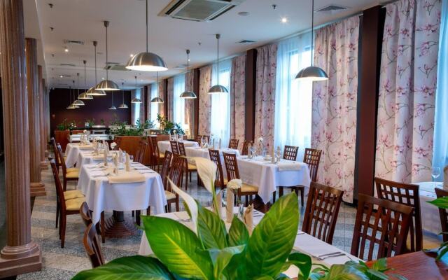 Hotel 500 Stryków