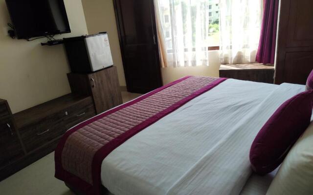 Hotel Guru Surbhi