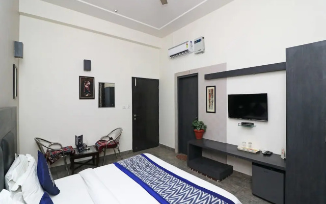 Oyo 3396 Hotel Parichay