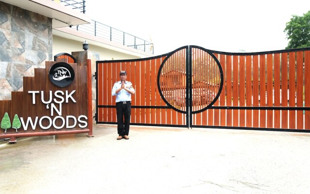 Pumpkin Hotels Corbett, Tusk N Wood