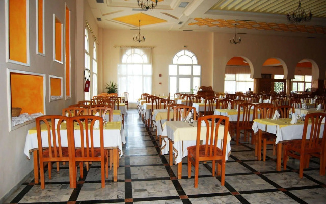 Djerba Castille- Family Only