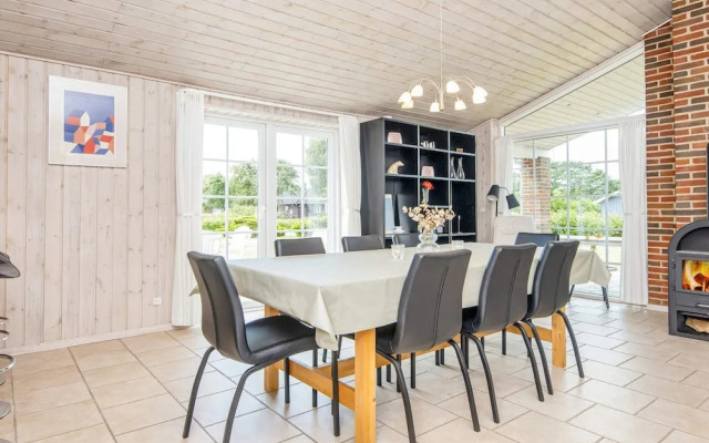 8 Person Holiday Home in Orsted-by Traum
