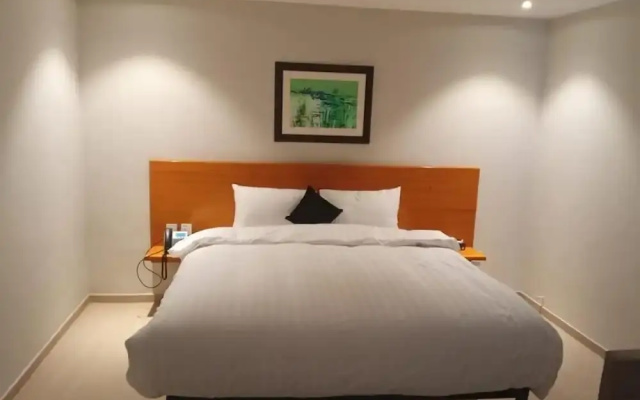 The Avenue Hotel