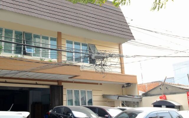 Kamar Keluarga Tanjung Duren II