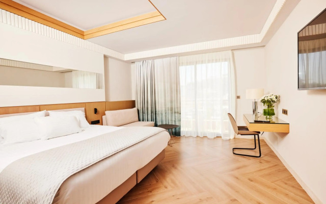 Hotel Mediterranean
