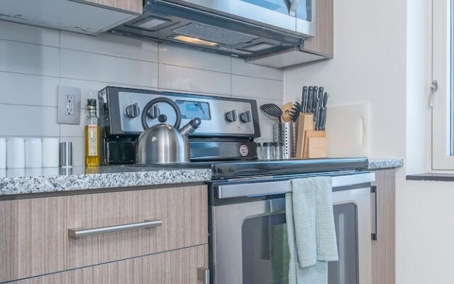 HomeAway Luxury Apartments at Newport