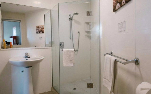 Waterfront Apartments Whitianga