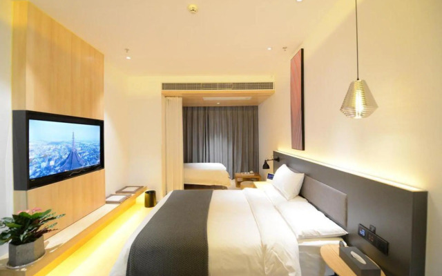 Mingchao Future Hotel (Shanghai Road Hanjiang Normal University)