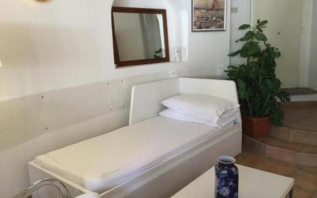 Near Ifo Roma Sweet Home Studio Apartment