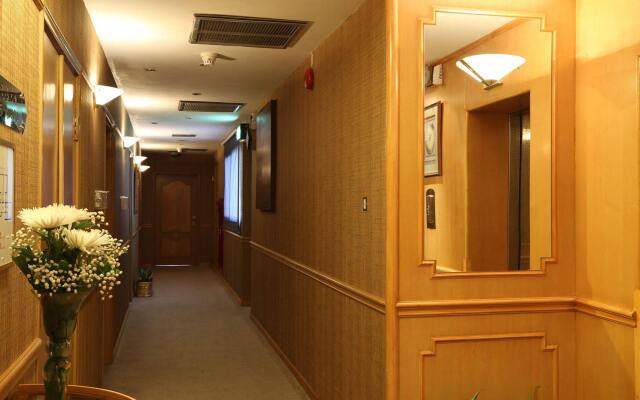 New Park Hotel