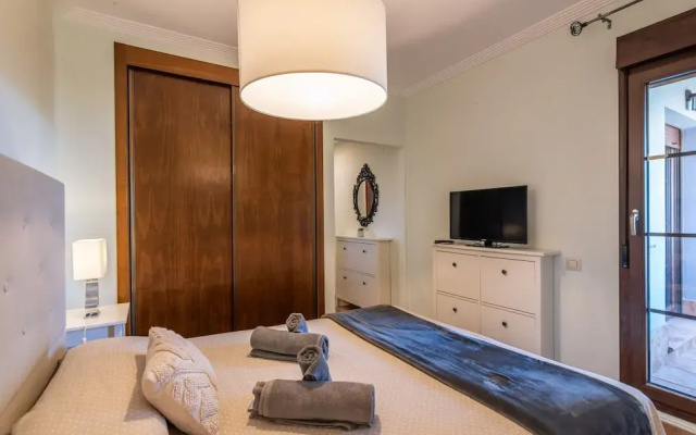2-bedroom Apartment With Pool
