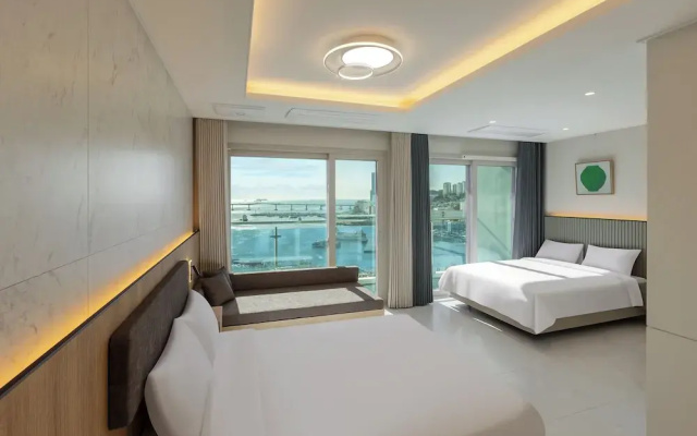 NewCZ Nampo Hotel