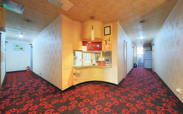 Gapyeong Namiseom Hotel