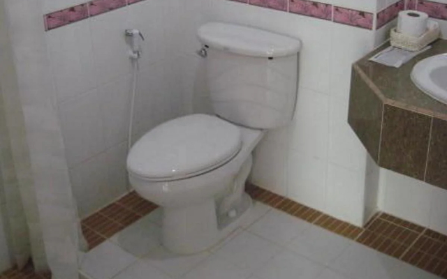 OYO 794 Nice Mum Lodge