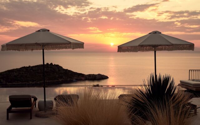 Rebek Luxury Villas & Suites