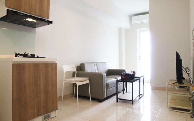 Modern Design 2BR The Springlake Summarecon Apartment