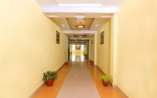 Surya Continental Hotel by OYO Rooms