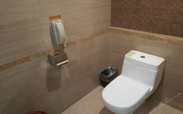 Arcadia Rong Yi Warmth Hotel