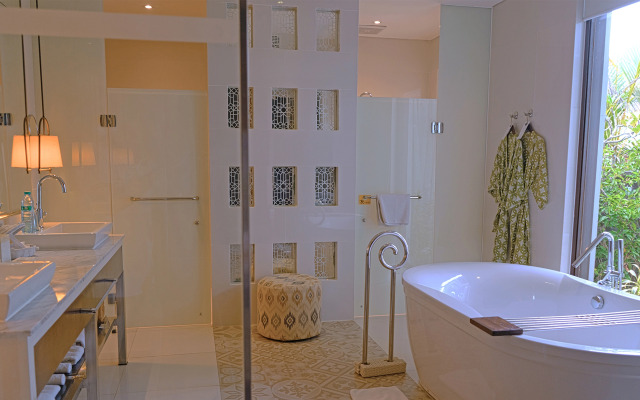 Samabe Bali Suites & Villas