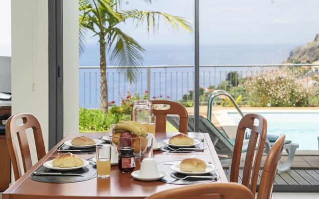Casa Amaro Mar by Our Madeira