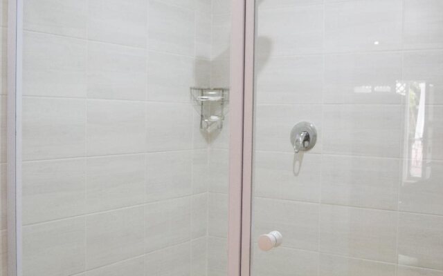 Hobbit Boutique Hotel