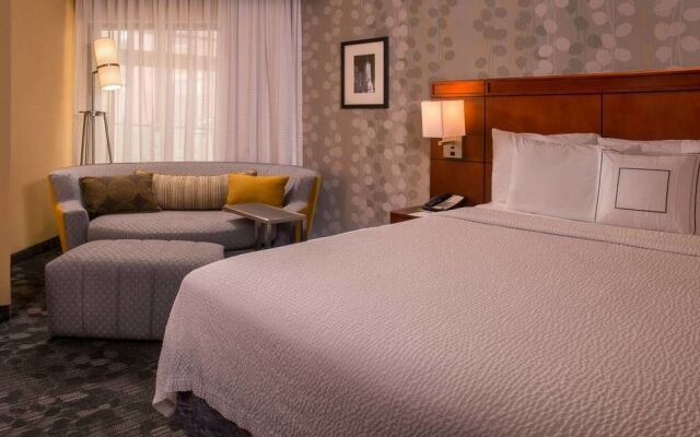 Courtyard Fredericksburg Historic District